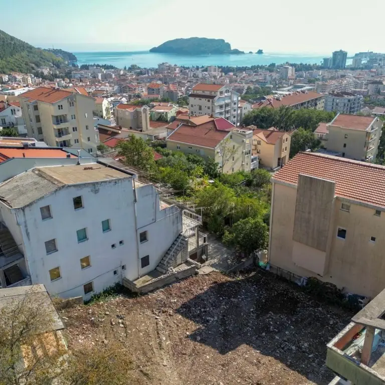 Posjeduje pogled na more