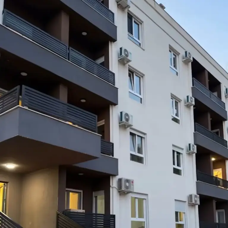 Zgrada u kojoj se nalazi stan