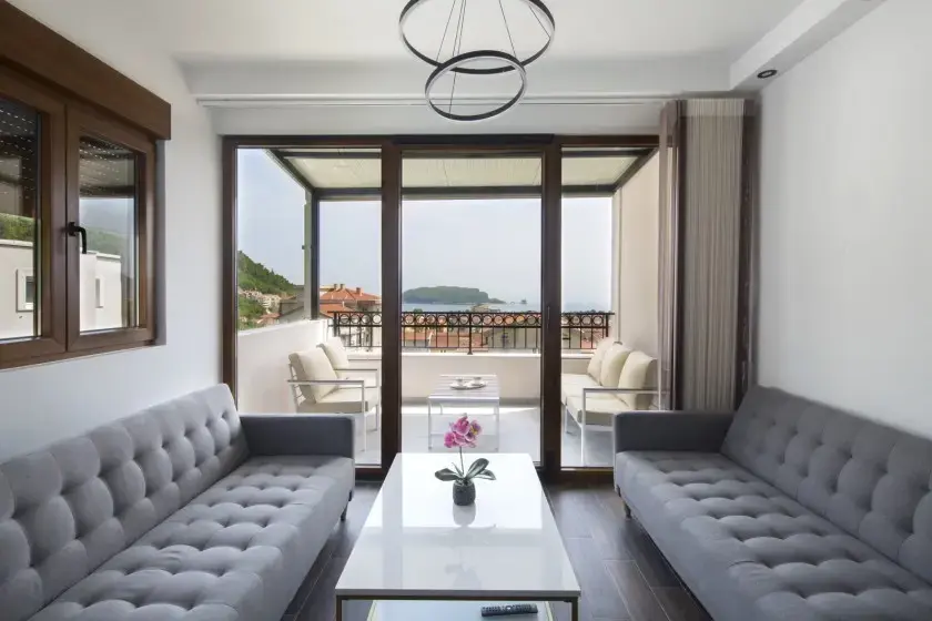 Apartmani posjeduju pogled na more