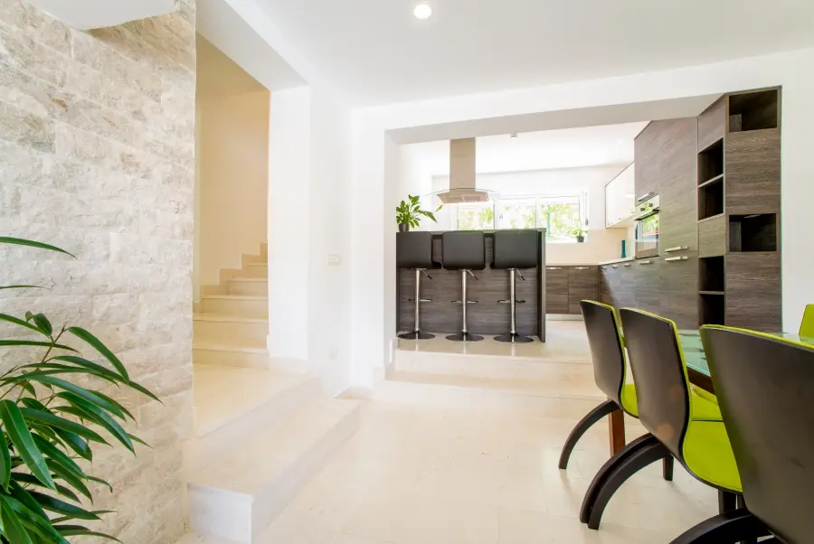 Kuhinja sa trpezarijom