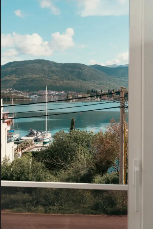 Pogled iz spavace sobe