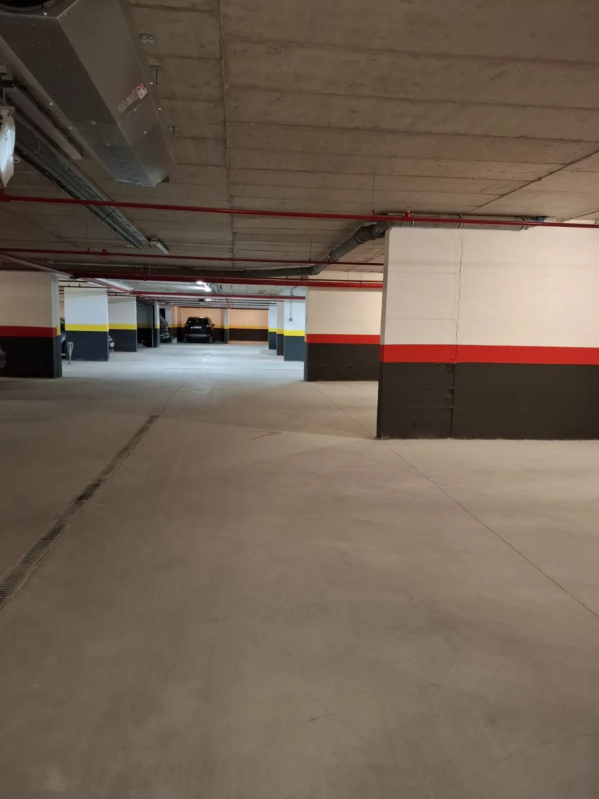 Stan posjeduje svoje garazno mjesto