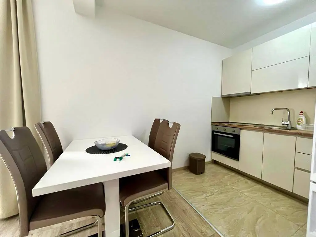 Kuhinja i trpezarija