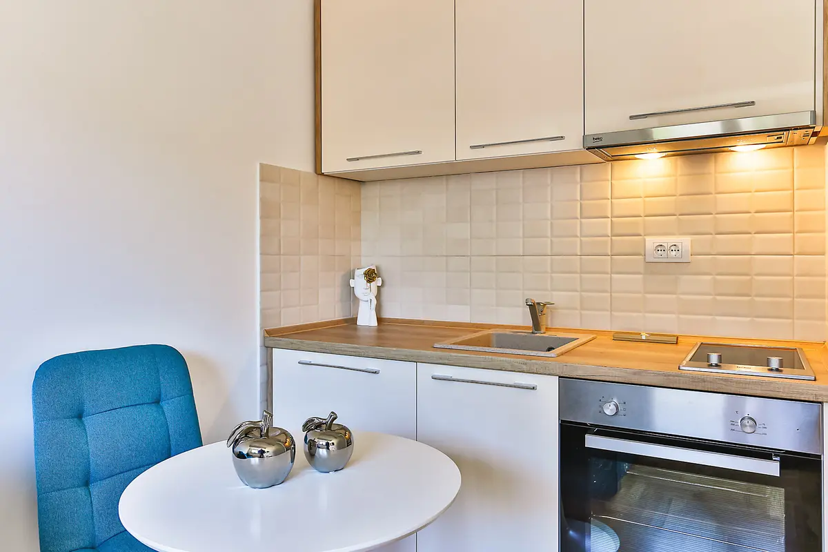 Kuhinja sa trpezarijom