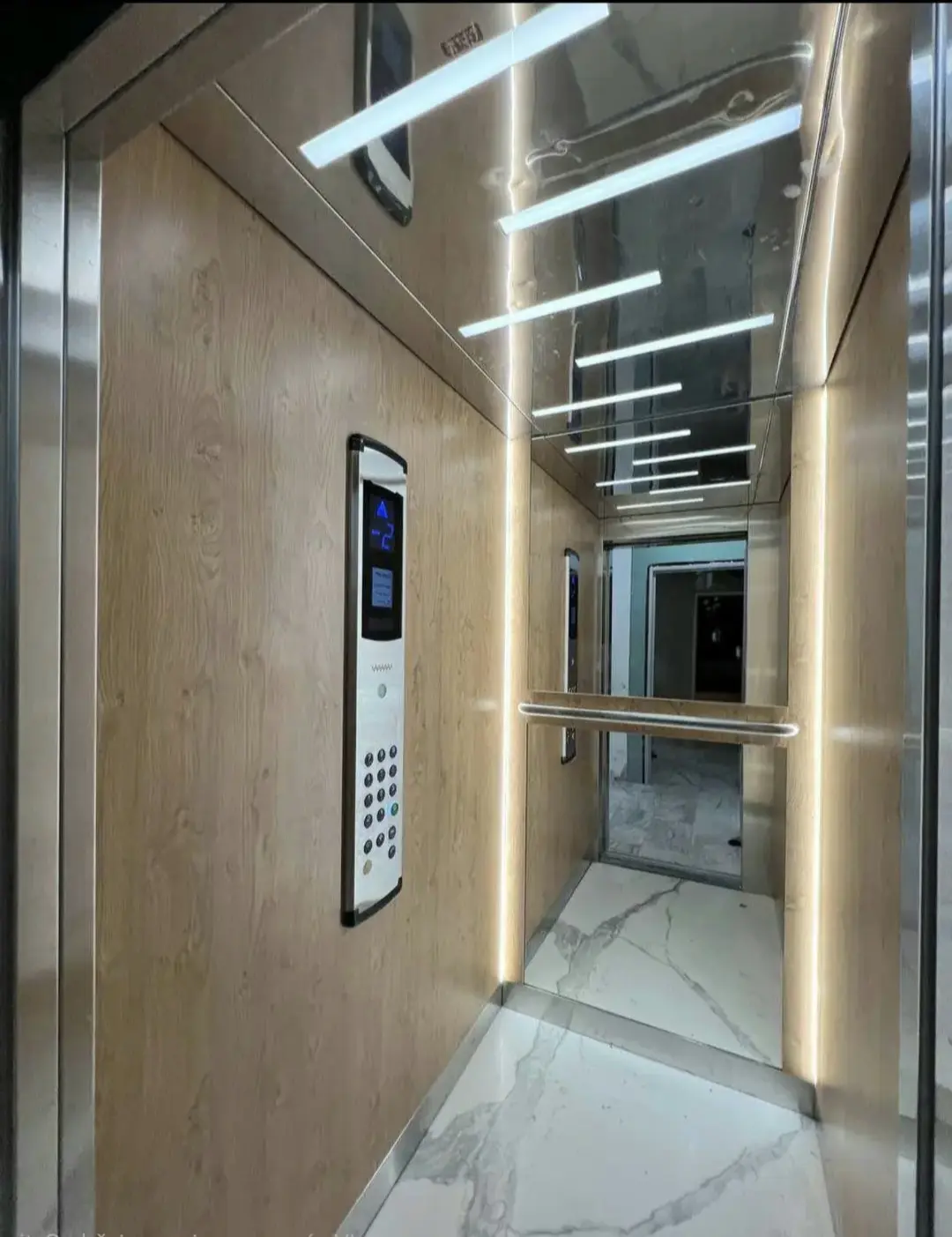 Zgrada posjeduje lift