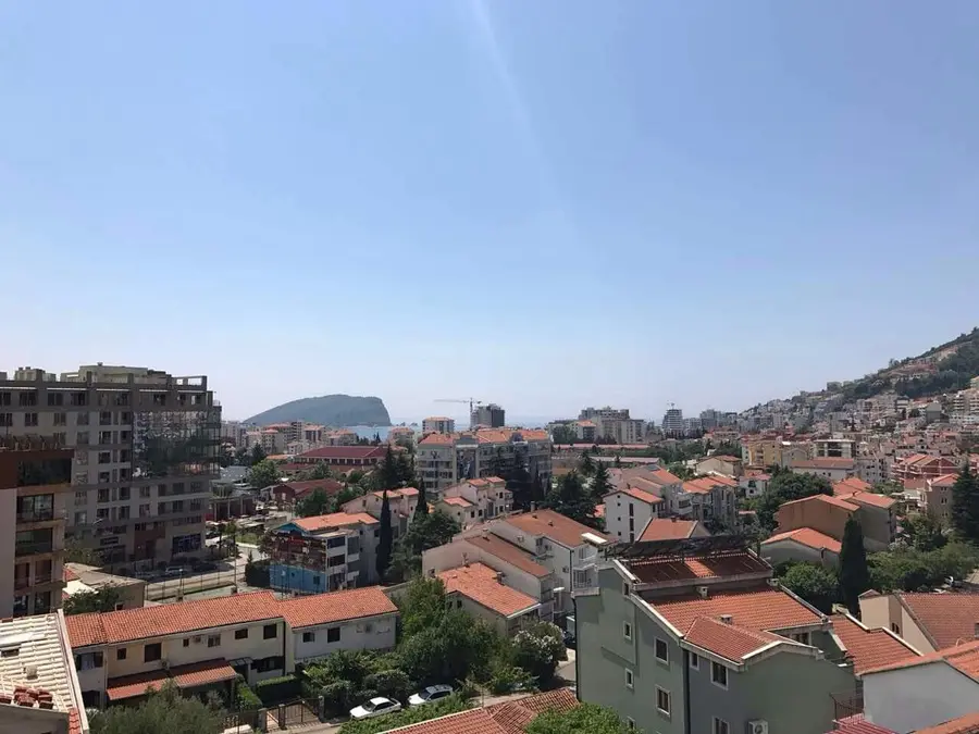 Stan posjeduje pogled na more