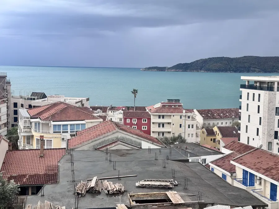 Garsonjera posjeduje pogled na more