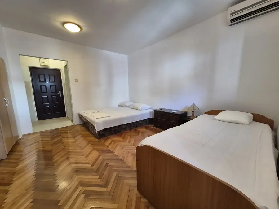 Dnevni boravak posmatrano sa terase