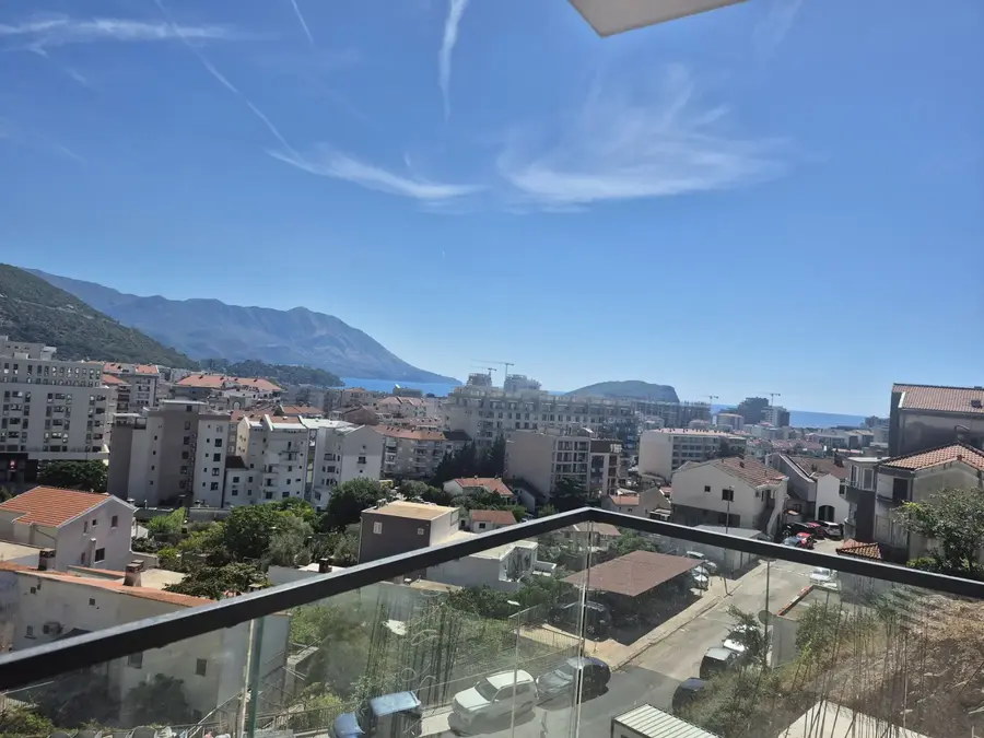 Stan posjeduje pogled na more